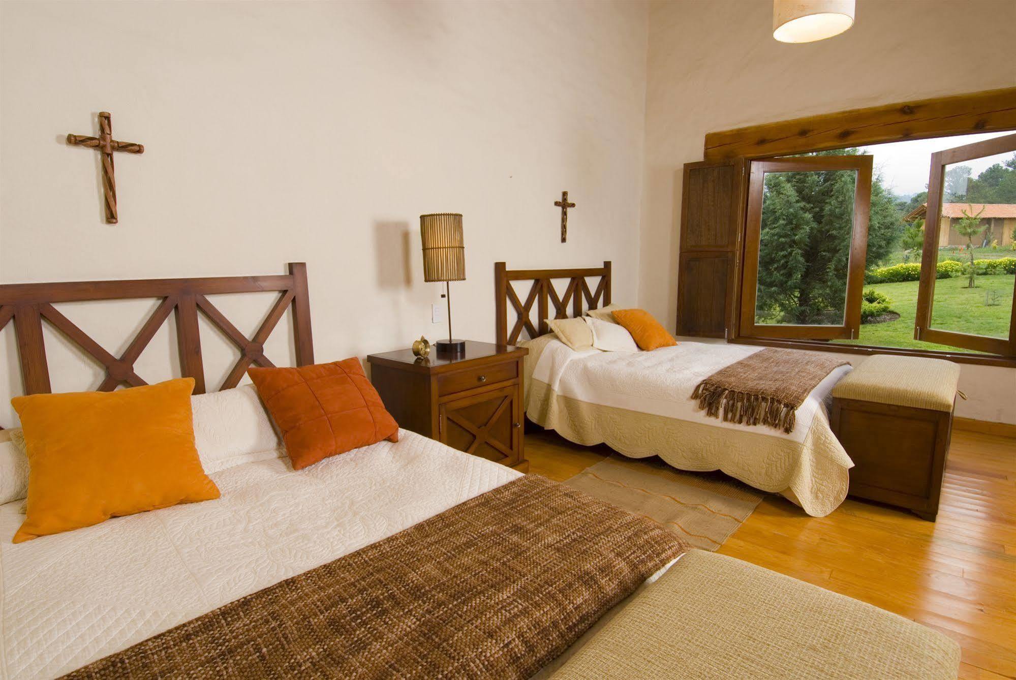 טפאלפה San Bernardo Hotel & Spa מראה חיצוני תמונה